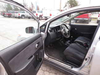 2008 Nissan Versa 4 Door Hatchback   S