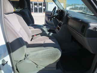 2003 Chevy 1500 Suburban   LS