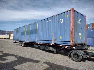 53 * 102 shipping container.