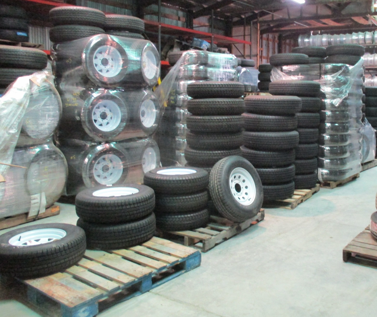 Tires galore 1.jpg