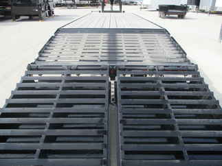 2016 Titan 102x32  Gooseneck Ruffneck Flatbed