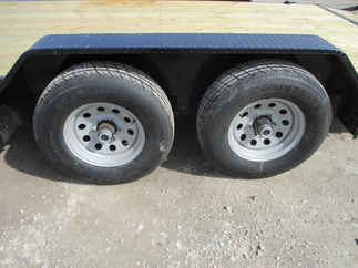 2017 Load Trail 83x20  Equipment CH8320052