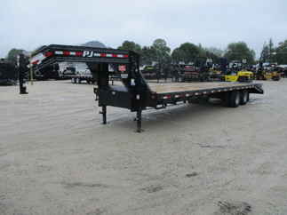 2018 PJ 102x32 FD Gooseneck FDR32A2BSWK0