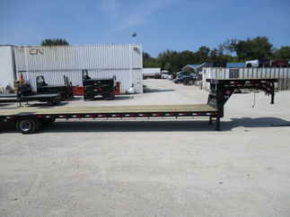 2018 PJ Trailer 102x44 LY Gooseneck LYR44C2HSSKBCNT-DON1-JA06-WN05-WN12