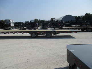 2018 PJ Trailer 102x44 LY Gooseneck LYR44C2HSSKBCNT-DON1-JA06-WN05-WN12