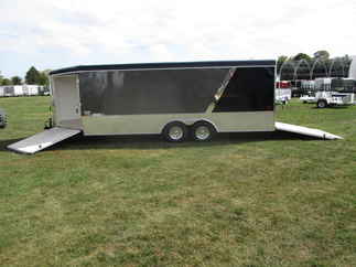 2018 United 8.5x25  Enclosed Car Hauler UC-8.525TA50-S