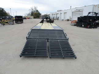 2018 Big Tex 102x30  Gooseneck 25GN-25BK+5MR