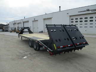 2018 Big Tex 102x30  Gooseneck 22GN-25BK+5MR