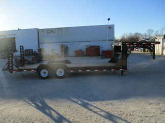 2018 PJ 83x22 CC Gooseneck CCS2272BSBKUX