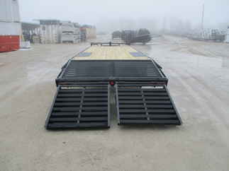 2018 PJ 102x26 F8 Equipment Deckover F8J26B2BSYK8R