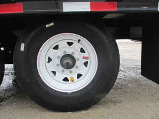2018 PJ 102x26 F8 Equipment Deckover F8J26B2BSYK8R