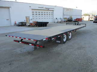 2018 PJ 102x26 T8 Equipment Deckover Tilt T8J2672BSTK8MR