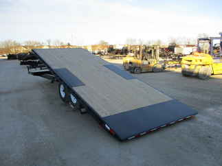2018 PJ 102x26 T8 Equipment Deckover Tilt T8J2672BSTK8MR