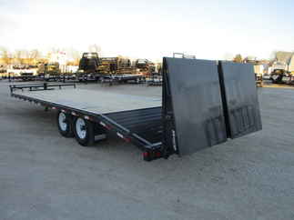 2018 PJ 102x24 F8 Equipment Deckover F8J24B2BSYK8R