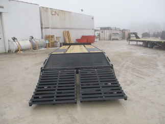 2018 Big Tex 102x25  Equipment Deckover 22PH-20BK+5MR