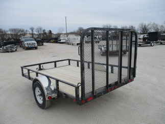 2018 PJ 77x10 U7 Single Axle Utility U721031DSGK
