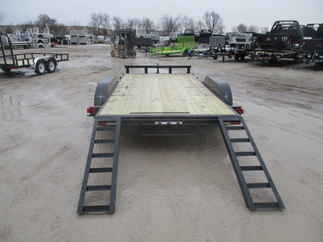 2018 Wesco 82x16 Equipment
