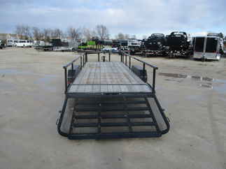2017 PJ Trailer 83x22 CE Equipment CEP2252ESJ038KQ-FE05-GT10-SR22