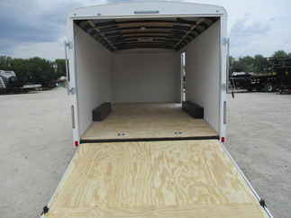 2019 United 8.5x18  Enclosed Car Hauler ULT-8.518TA35-S