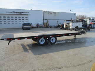 2019 PJ Trailer 102x22 T8 Equipment Deckover Tilt T8J2272BSTK0MR