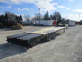 2019 PJ Trailer 102x28 LD Gooseneck LDR28A2BSWK