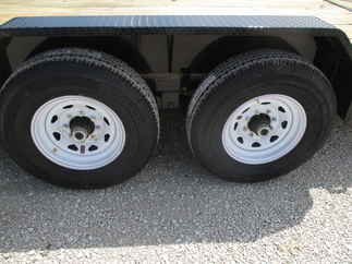 2020 PJ Trailer 83x20 CC Equipment CCJ2072BSBK