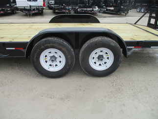 2020 Wesco 82x20 Equipment