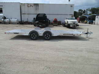 2020 Aluma 82x20  Car Hauler 8220-LP-TILT