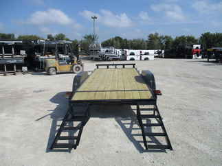 2020 Wesco 82x18 Equipment