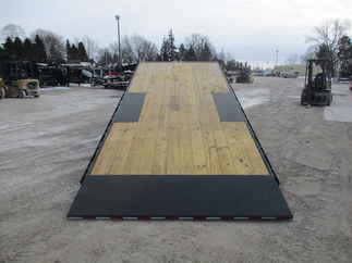 2020 PJ Trailer 102x22 T8 Equipment Deckover Tilt T8J2272BSTKR