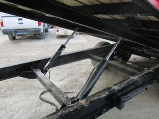 2020 PJ Trailer 102x22 T8 Equipment Deckover Tilt T8J2272BSTKR