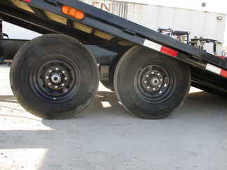 2021 PJ Trailer 102x22 T8 Equipment Deckover Tilt T8J2272BSTK