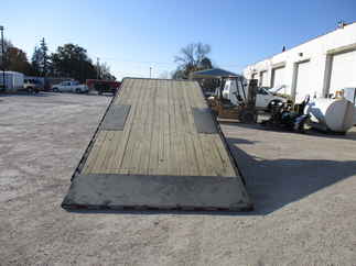2021 PJ Trailer 102x24 T8 Equipment Deckover Tilt T8J2472BSTK