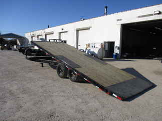 2021 PJ Trailer 102x24 T8 Equipment Deckover Tilt T8J2472BSTK