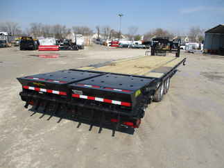 2021 Big Tex 102x30  Gooseneck 14GN-25BK+5MR