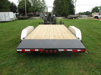 2022 PJ Trailer 83x16 C5 Car Hauler C521632CSNKT