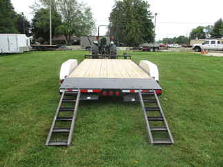 2022 PJ Trailer 83x16 C5 Car Hauler C521632CSNKT