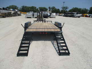 2022 PJ Trailer 83x16 CC Equipment CCJ1672BSBK