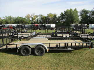 2022 PJ Trailer 83x20 UL Utility UL22032ESBKAT