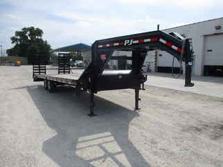 2013 PJ Trailer 102x26 F8 Gooseneck F8R2672BSDK024CR