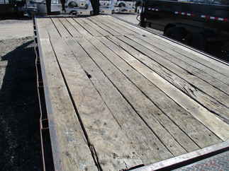 2000 Load Master 102x24  Gooseneck Flatbed