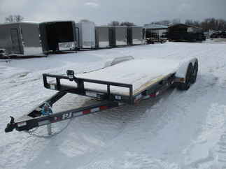 2022 PJ Trailer 83x18 C5 Car Hauler C521832ESNKT