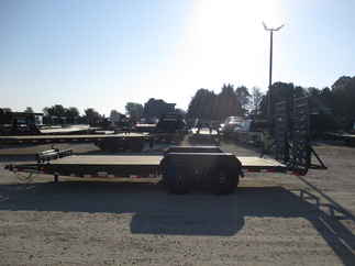 2022 PJ Trailer 83x20 CC Equipment CCJ2072BSDK