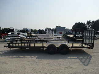 2023 PJ Trailer 83x20 UL Utility UL22032ESBKAT