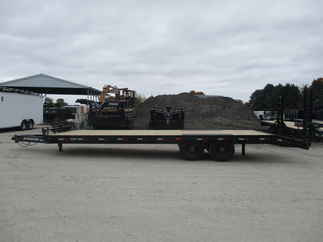 2023 PJ Trailer 102x26 F8 Equipment Deckover F8J2672BSBK