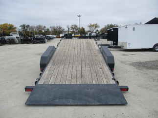 2023 PJ Trailer 83x20 TH Equipment Tilt THJ2052ESTK