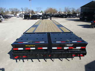 2023 Big Tex 102x40  Gooseneck 16GN-35BK+5MR