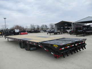 2023 Big Tex 102x40  Gooseneck 22GN-35BK+5MR