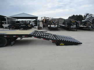 2023 Big Tex 102x40  Gooseneck 22GN-35BK+5MR