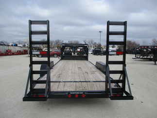 2023 PJ Trailer 83x24 CC Gooseneck CCR2472BSBKB